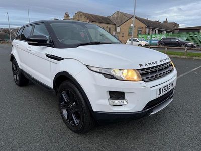 White Used 2013 Land Rover Range Rover evoque Pure Estate | £4,995 (A bit pricey)