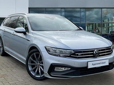 Used VW Passat R-line 150 HP (110 kW) 2023 Scale silver metallic Estate