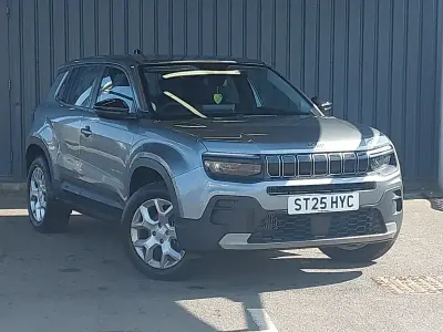 Begagnad Jeep Avenger Altitude 100 HK (73 kW) 2025 Grå SUV