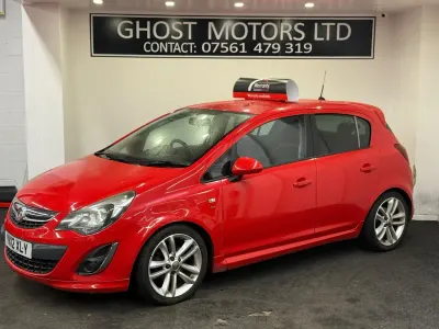 Usado Vauxhall Corsa SRi 2012 Rojo Utilitario