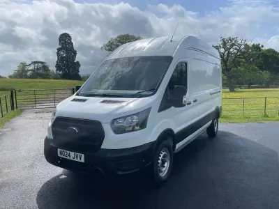 Used Ford Transit 105 HP (77 kW) 2024 White Van