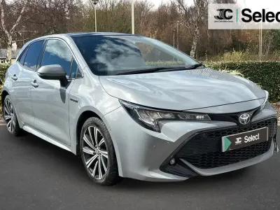 Used Toyota Corolla Design 120 HP (88 kW) 2020 Grey Hatchback