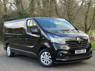 Used Renault Trafic 2015 Black MPV