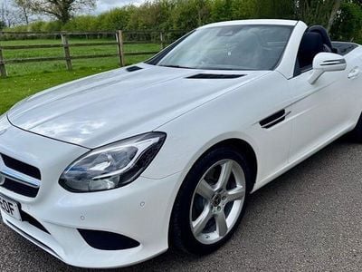 Used Mercedes SLC200 184 HP (135 kW) 2016 White Cabriolet