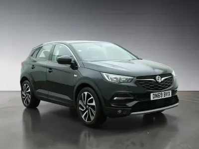 Used Vauxhall Grandland X Elite 130 HP (95 kW) 2019 Black SUV