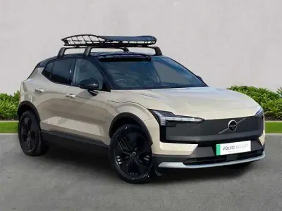 Usado Volvo EX30 CC Performance 310 kW (422 HP) 2025 SUV