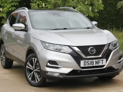 Używany Nissan Qashqai N-Connecta 2018 Srebrny SUV