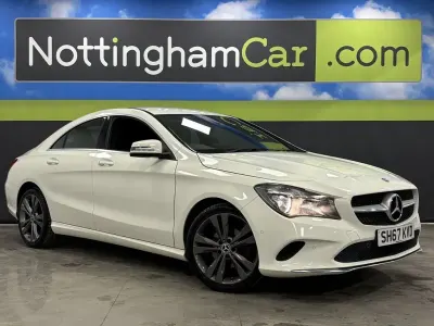 Used Mercedes CLA180 122 HP (89 kW) 2017 White Coupe