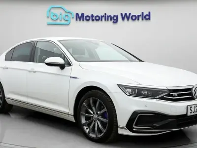 Begagnad VW Passat Advance 218 HK (160 kW) 2020 Vit Sedan
