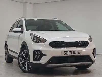 Used Kia Niro 139 HP (102 kW) 2021 White SUV