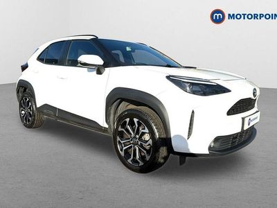 Used Toyota Yaris Hybrid Design 2023 White Hatchback