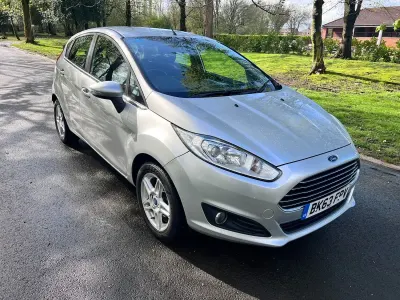Used Ford Fiesta Zetec 2013 Silver Hatchback