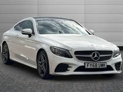 Second-hand Mercedes C300 AMG Line Premium Plus 258 CP (189 kW) 2018 Alb Coupe