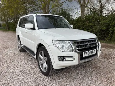 Usado Mitsubishi Shogun 197 HP (144 kW) 2014 Branco SUV
