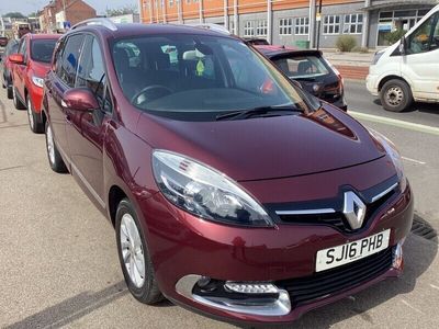 used Renault Grand Scénic III 1.5 DYNAMIQUE NAV DCI 5d AUTO 110 BHP