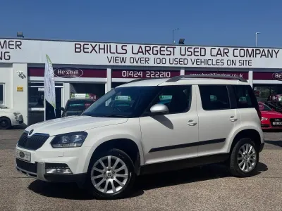 Used Skoda Yeti SE 105 HP (77 kW) 2014 White SUV