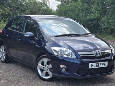 Toyota Auris Hybrid