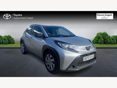 Used Toyota Aygo X PURE 71 HP (52 kW) 2023 Silver SUV