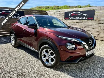 Używany Nissan Juke Acenta 117 KM (86 kW) 2020 Czerwony SUV