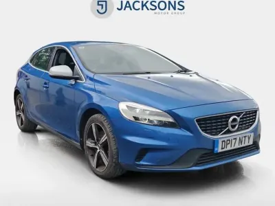 Used Volvo V40 R-Design 2017 Blue Hatchback