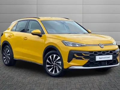 New VW T-Roc Cabriolet Life 116 HP (85 kW) 2026 Canary yellow SUV