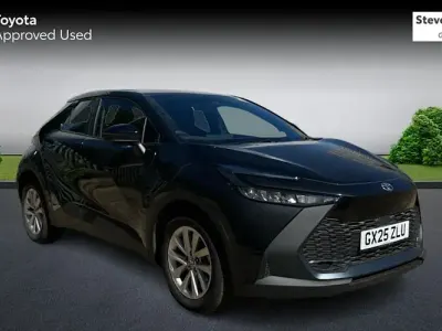 Used Toyota C-HR 140 HP (102 kW) 2025 Black SUV
