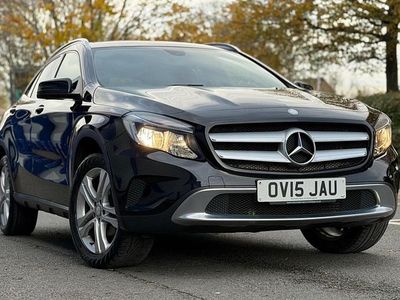 Mercedes GLA220