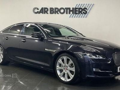 Used Jaguar XJ Portfolio 300 HP (220 kW) 2016 Black Sedan