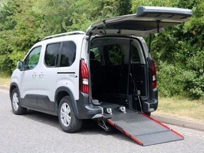 used Peugeot Rifter 3 Seat Auto Vehicle Accessible Disabled Access Ramp Car 1.5 5dr