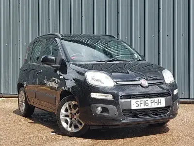 Used Fiat Panda Lounge 69 HP (50 kW) 2016 Black Hatchback