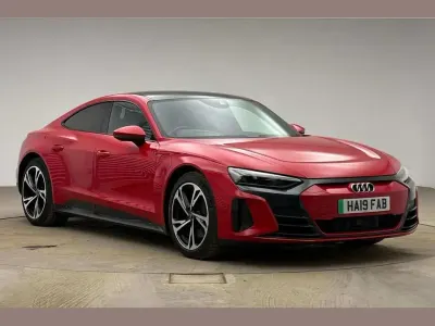 Used Audi e-tron GT quattro Comfort 384 kW (523 HP) 2023 Red Sedan