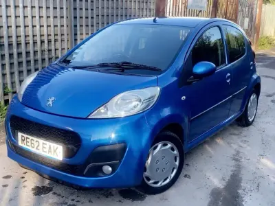 Used Peugeot 107 Active 68 HP (50 kW) 2012 Blue Hatchback