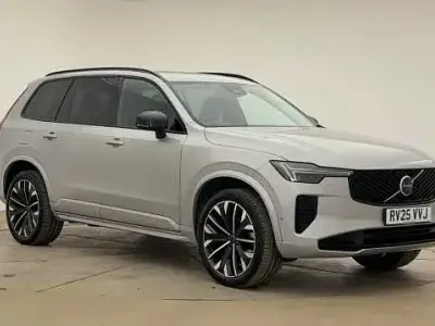 Begagnad Volvo XC90 Plus 455 HK (334 kW) 2025 Silver SUV