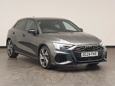 Begagnad Audi S3 Sportback Black Edition 310 HK (228 kW) 2024 Grå Halvkombi