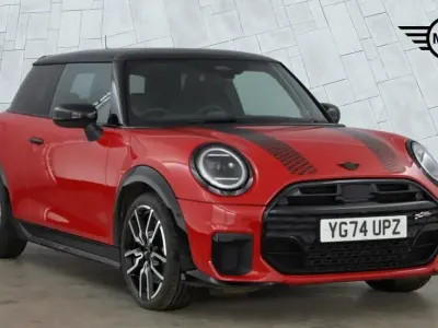 Usado Mini Cooper S Hatch 201 HP (147 kW) 2024 Vermelho Citadino
