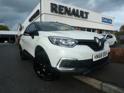 Używany Renault Captur Iconic 90 KM (66 kW) 2018 Biały SUV