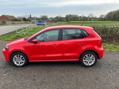 Red Used 2016 VW Polo SE Hatchback | £6,499 (Good price)