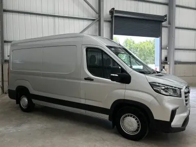 Used Maxus V90