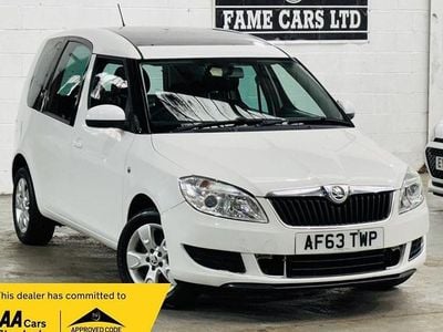 Usado Skoda Roomster SE 105 HP (77 kW) 2013 Branco Monovolume