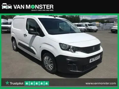 Used Peugeot Partner 2020 White MPV