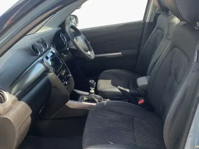Begagnad Suzuki Vitara SZ5 129 HK (94 kW) 2023 Blå SUV