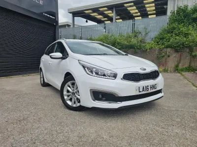 Used Kia Ceed Sportswagon 136 HP (100 kW) 2016 White Estate