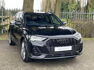 Mythos black Used 2025 Audi Q3 Black Edition SUV | £34,111 (Fair price)