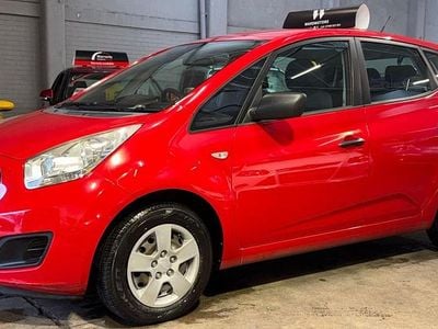 Red Used 2011 Kia Venga Hatchback | £1,898 (Good price)