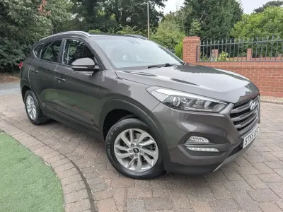 Used Hyundai Tucson SE 116 HP (85 kW) 2015 Moon rock grey SUV