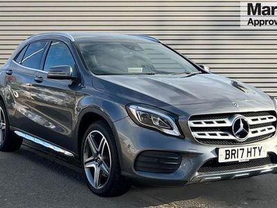 Mercedes GLA220