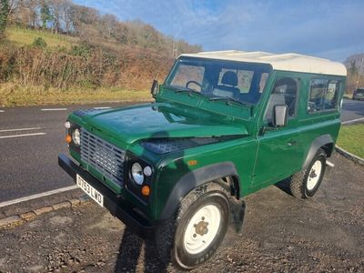 used Land Rover Defender 90 2.5 TD County 4X4 3dr