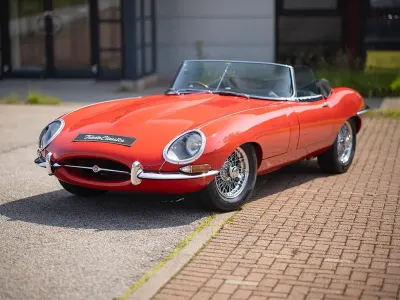 Used Jaguar E-Type S 265 HP (194 kW) 1967 Red