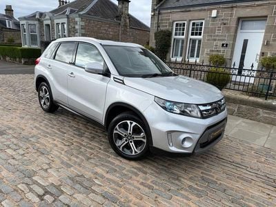 Second-hand Suzuki Vitara SZ5 120 CP (88 kW) 2017 Argintiu SUV