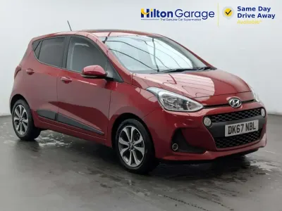Used Hyundai i10 Premium SE 87 HP (63 kW) 2017 Red Hatchback